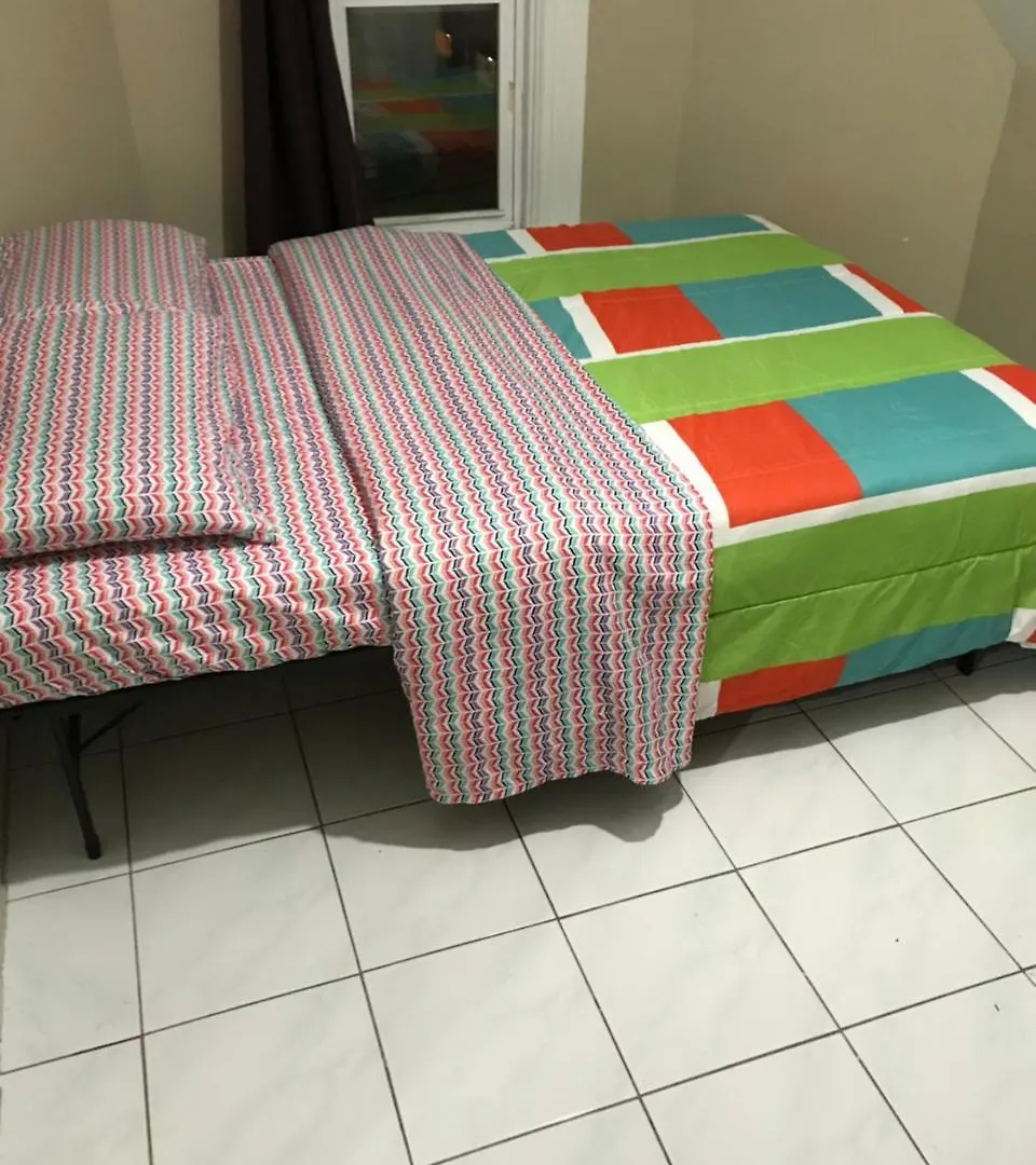 Toronto Travellers Home Hotel